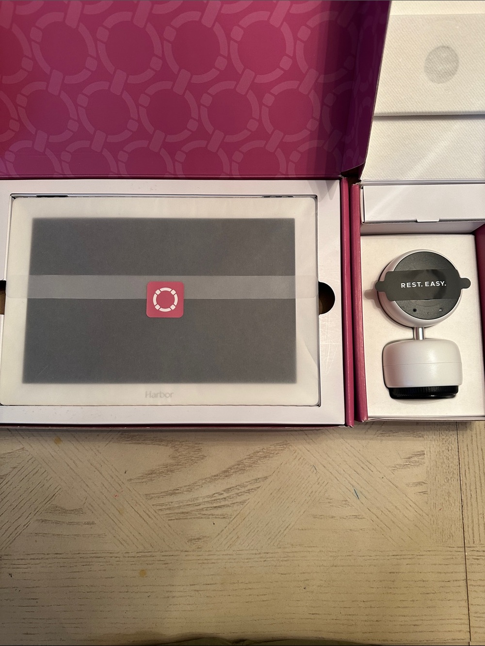 Arbor Harbor Digital Photo Frame in Pink and White